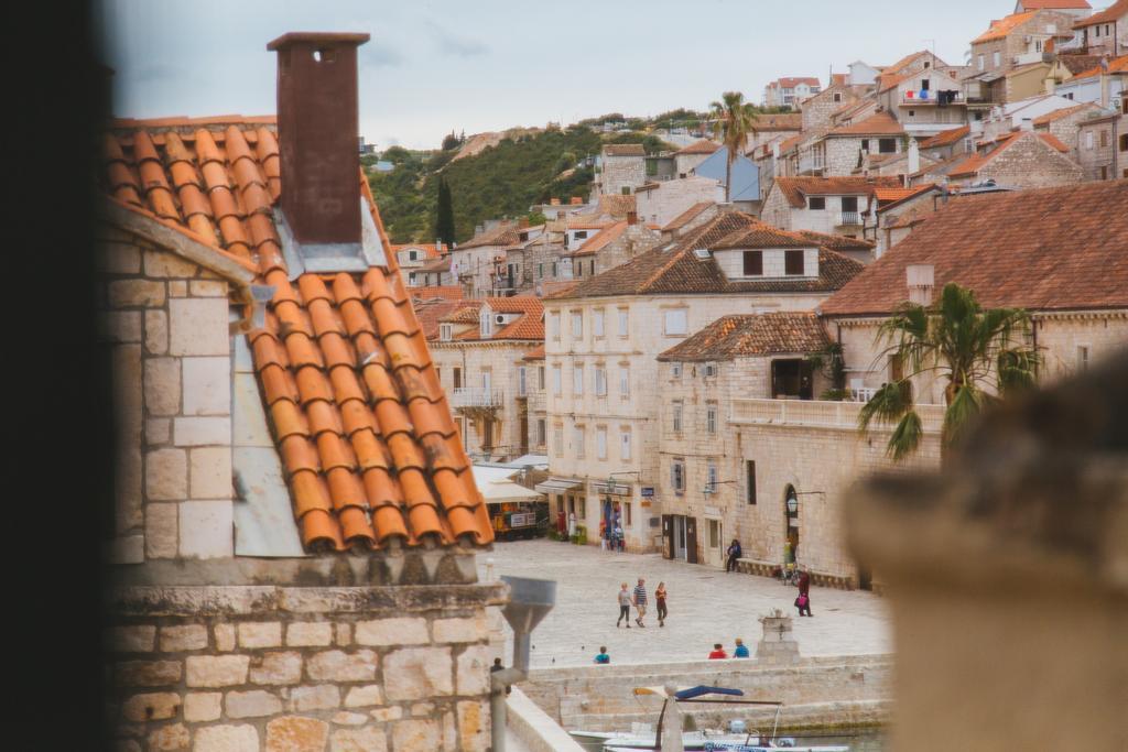 Cheap Sleep Marinero (Adults Only) Hostel Hvar Town Bagian luar foto