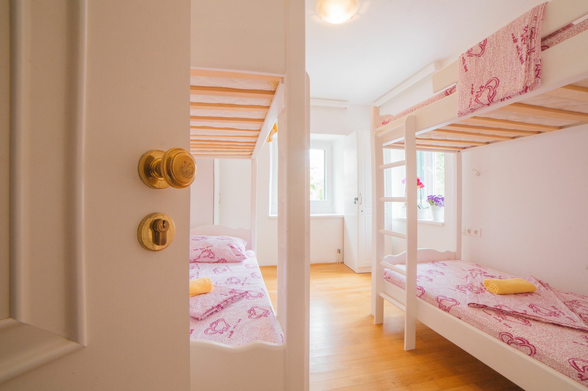 Cheap Sleep Marinero (Adults Only) Hostel Hvar Town Bagian luar foto