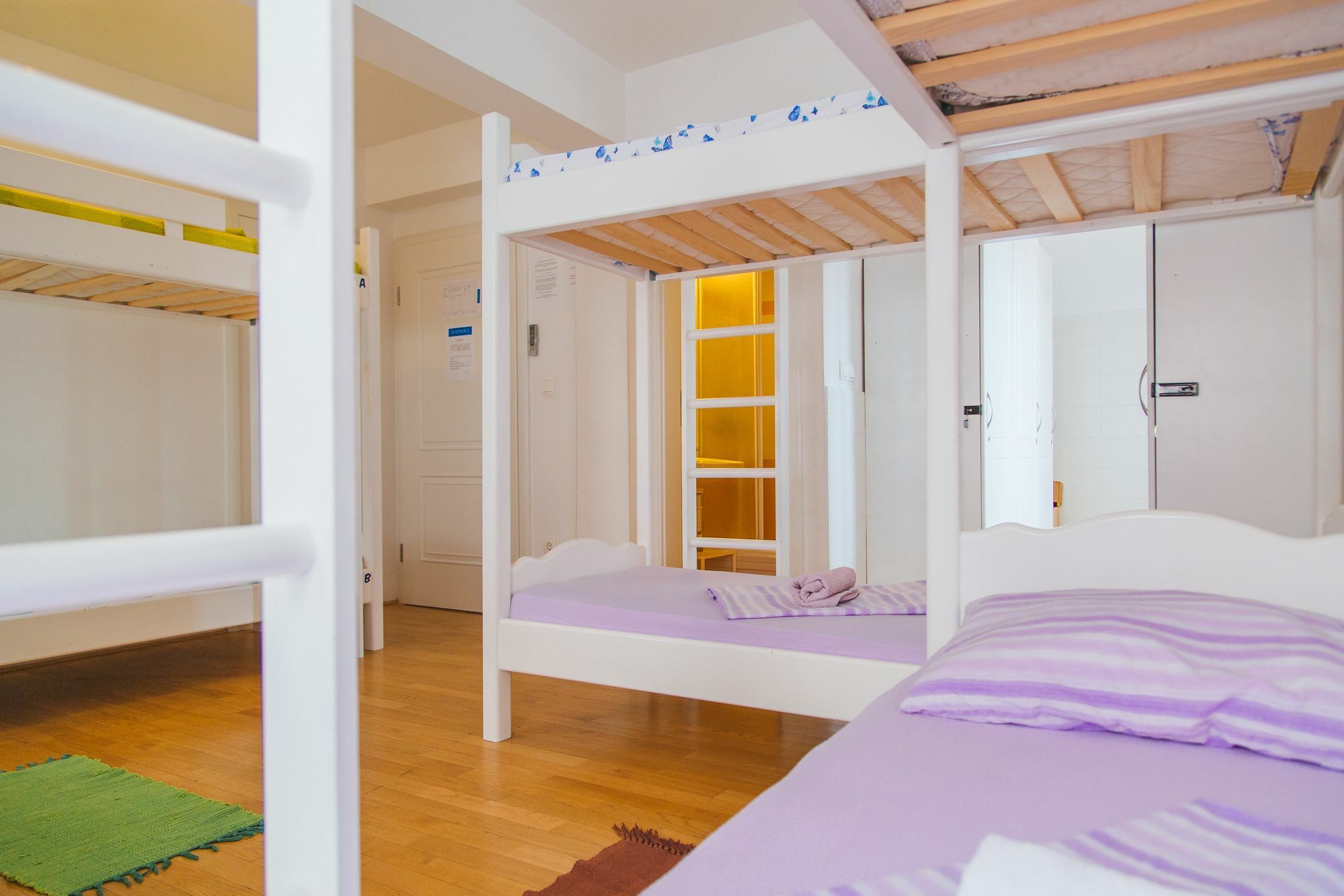 Cheap Sleep Marinero (Adults Only) Hostel Hvar Town Bagian luar foto