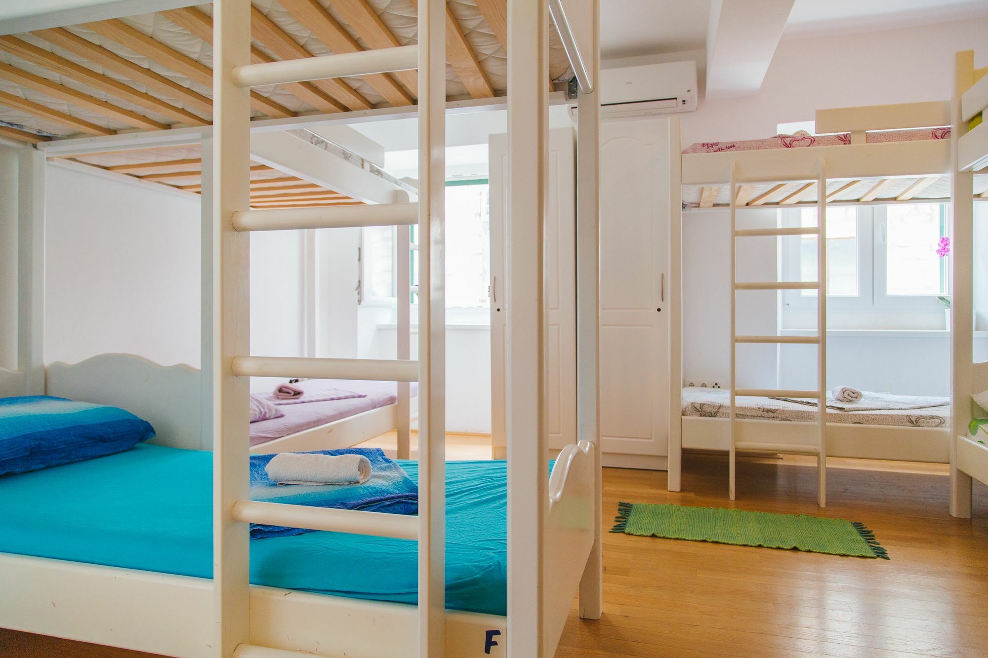 Cheap Sleep Marinero (Adults Only) Hostel Hvar Town Bagian luar foto
