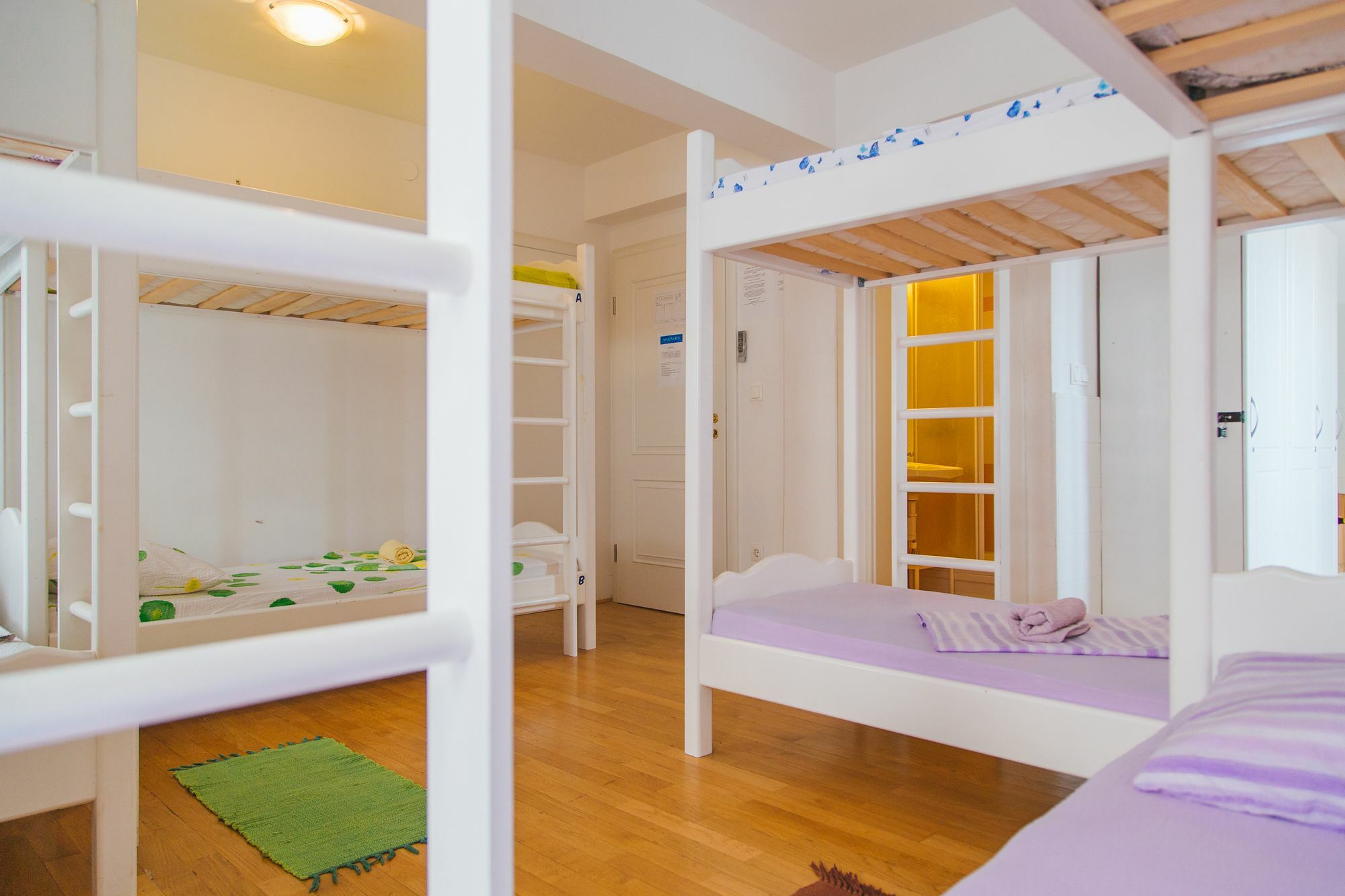 Cheap Sleep Marinero (Adults Only) Hostel Hvar Town Bagian luar foto